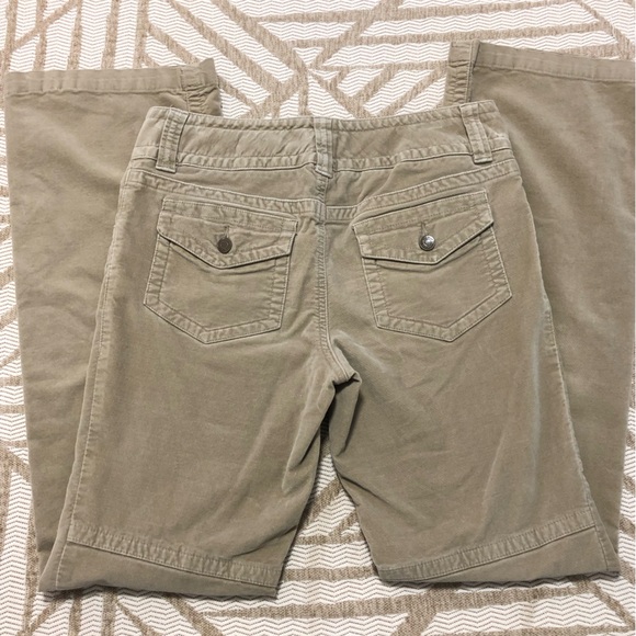 THE LONDON JEAN the Christie Fit soft velour beige pant - Picture 5 of 16